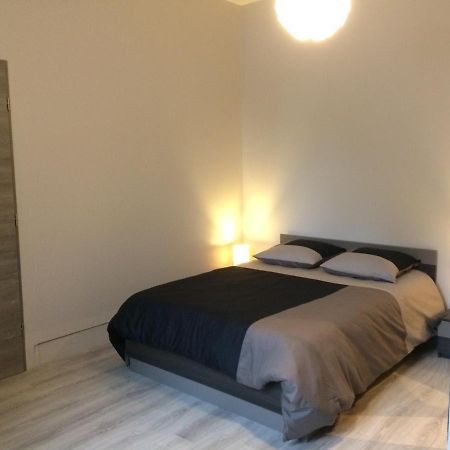 Studio Proche Gare Avec Kitchenette Et Wifi - Porte Rouge Thiviers 外观 照片